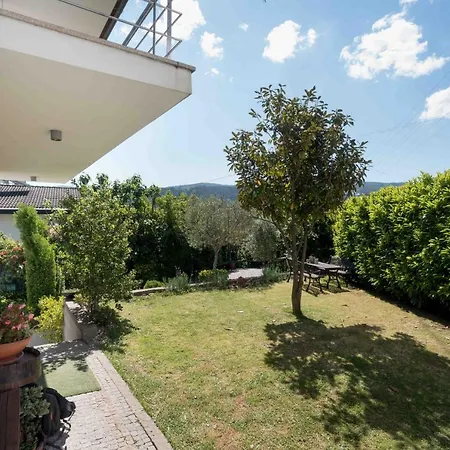 西罗萨之家旅馆 *