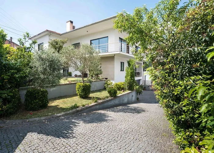 西罗萨之家旅馆 *