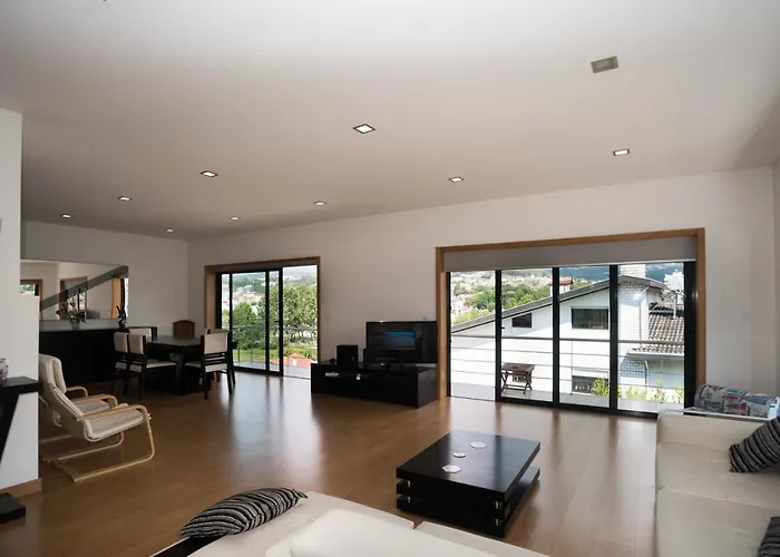 西罗萨之家旅馆 招待所 瓦莱迪坎布拉