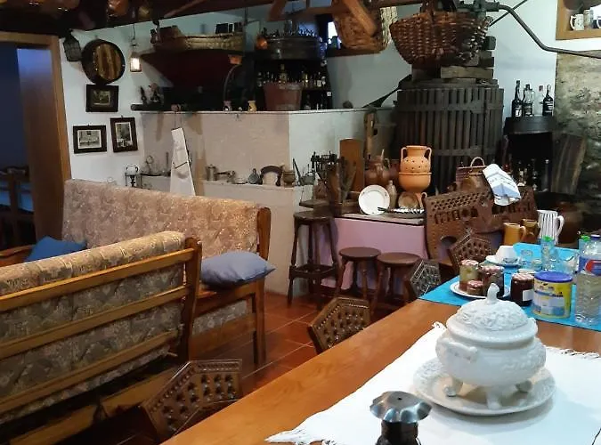 西罗萨之家旅馆