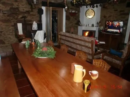 西罗萨之家旅馆 *